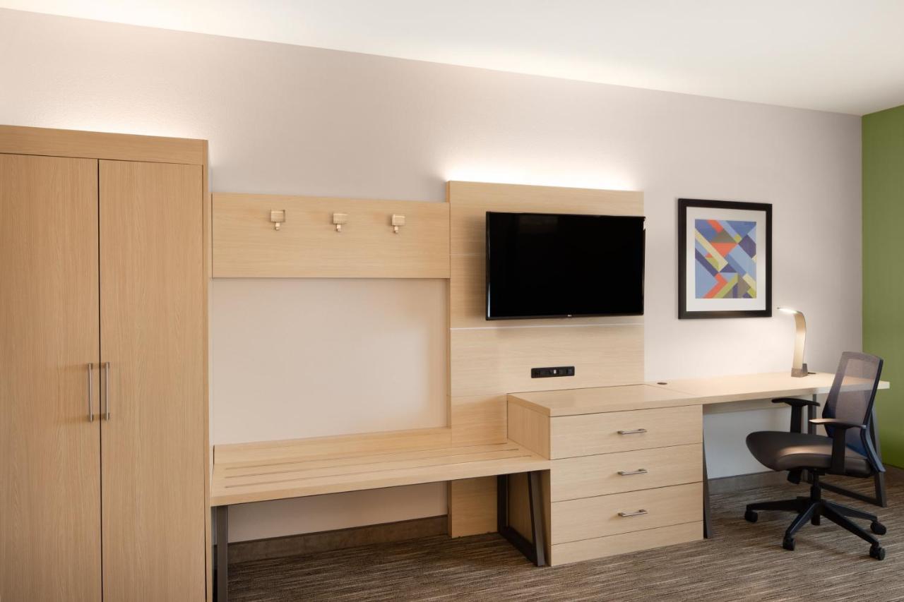 Holiday Inn Express & Suites Ft Myers Beach-Sanibel Gateway By Ihg Fort Myers Beach Eksteriør bilde