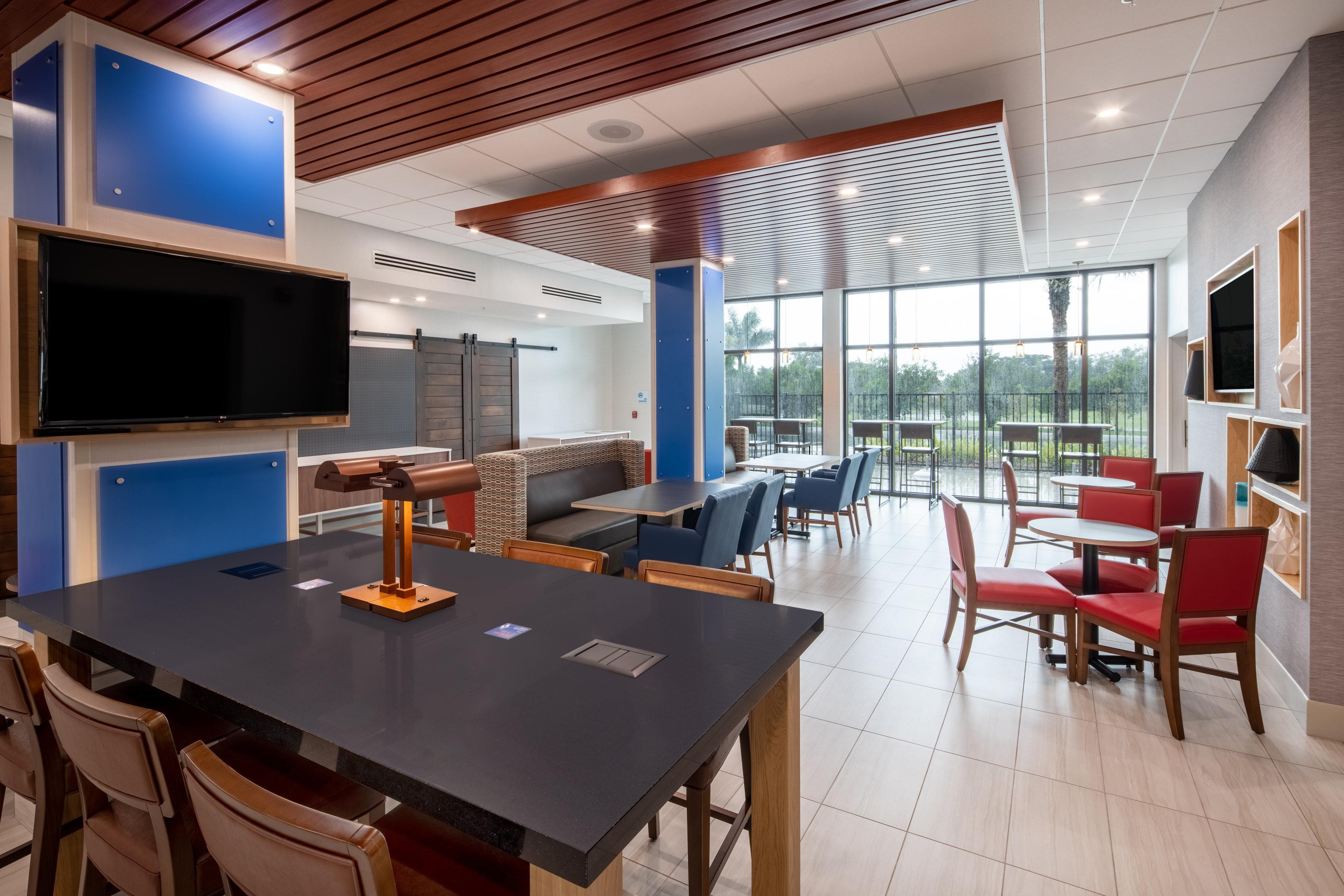 Holiday Inn Express & Suites Ft Myers Beach-Sanibel Gateway By Ihg Fort Myers Beach Eksteriør bilde