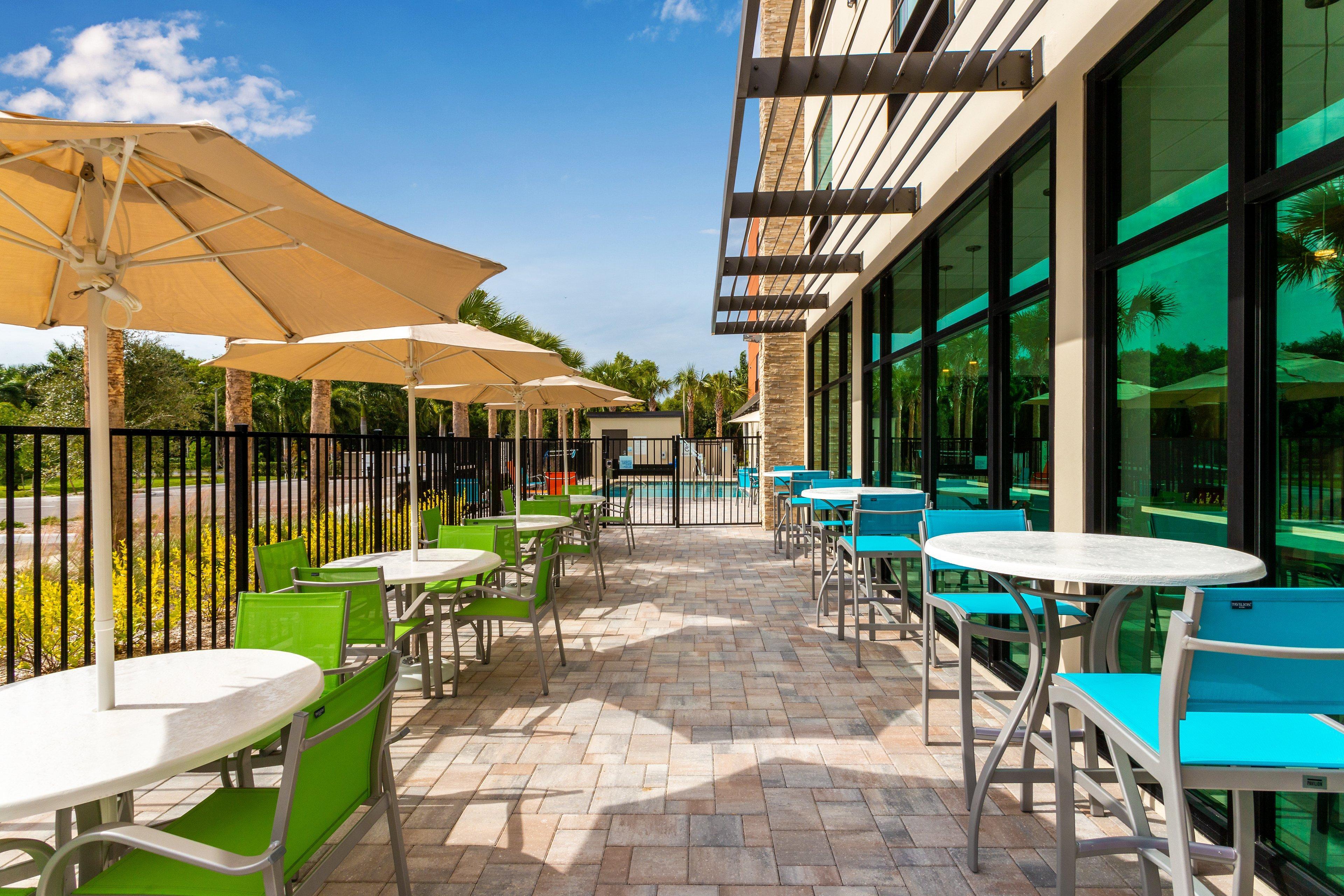 Holiday Inn Express & Suites Ft Myers Beach-Sanibel Gateway By Ihg Fort Myers Beach Eksteriør bilde