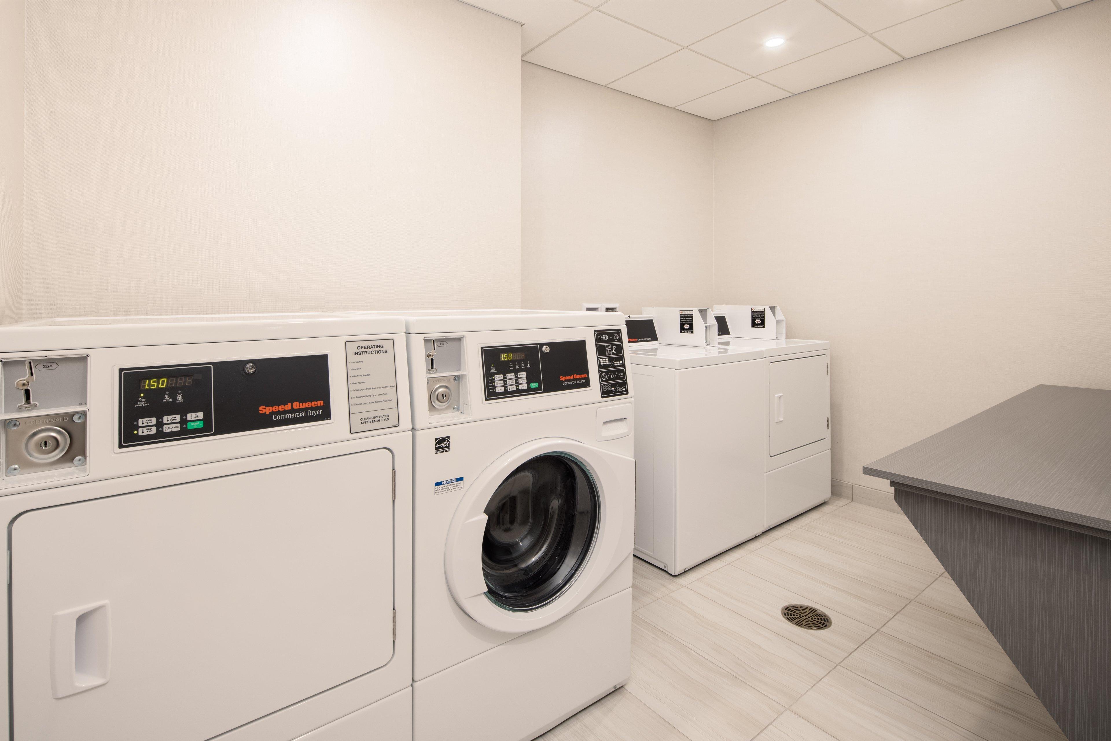 Holiday Inn Express & Suites Ft Myers Beach-Sanibel Gateway By Ihg Fort Myers Beach Eksteriør bilde